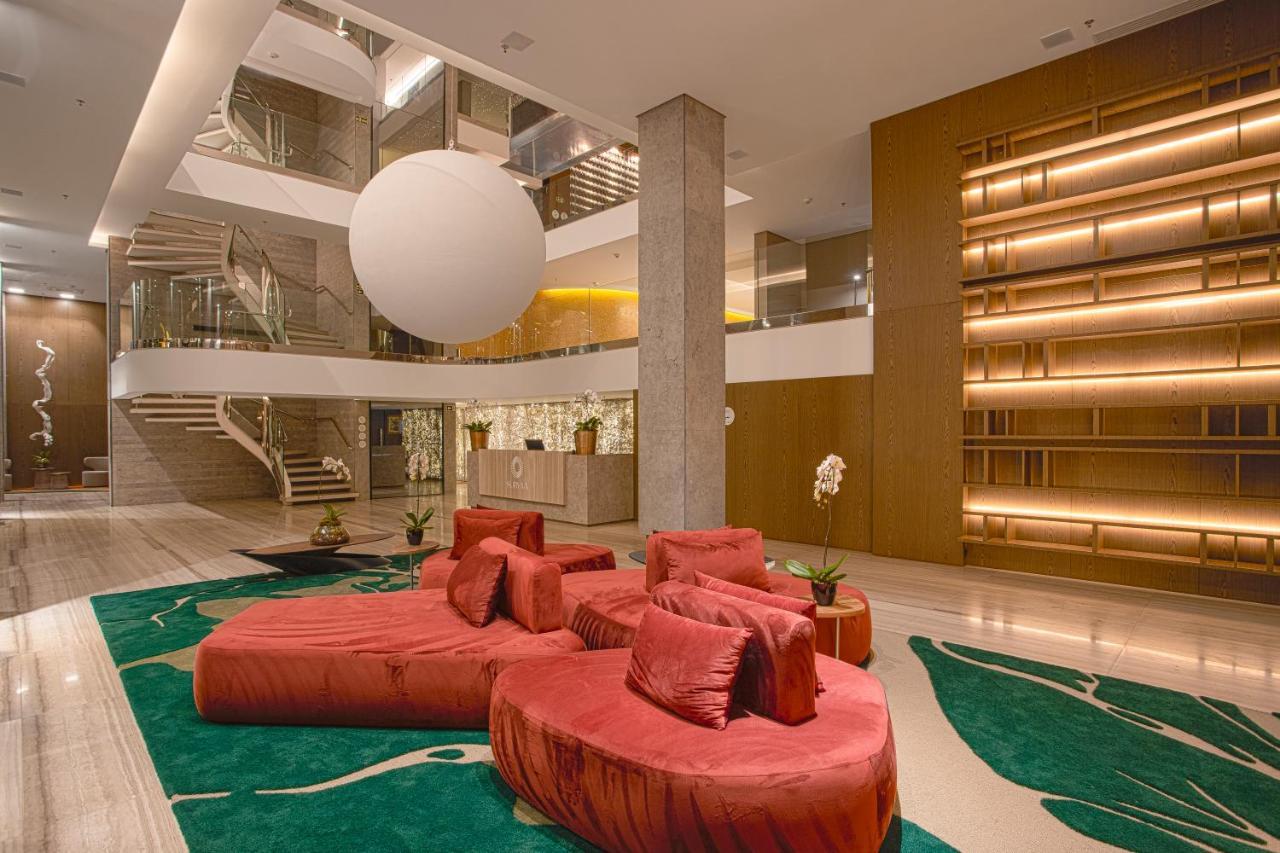 Suryaa Hotel Pinhais, Curio Collection By Hilton Екстериор снимка