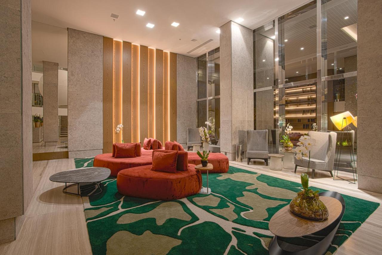Suryaa Hotel Pinhais, Curio Collection By Hilton Екстериор снимка