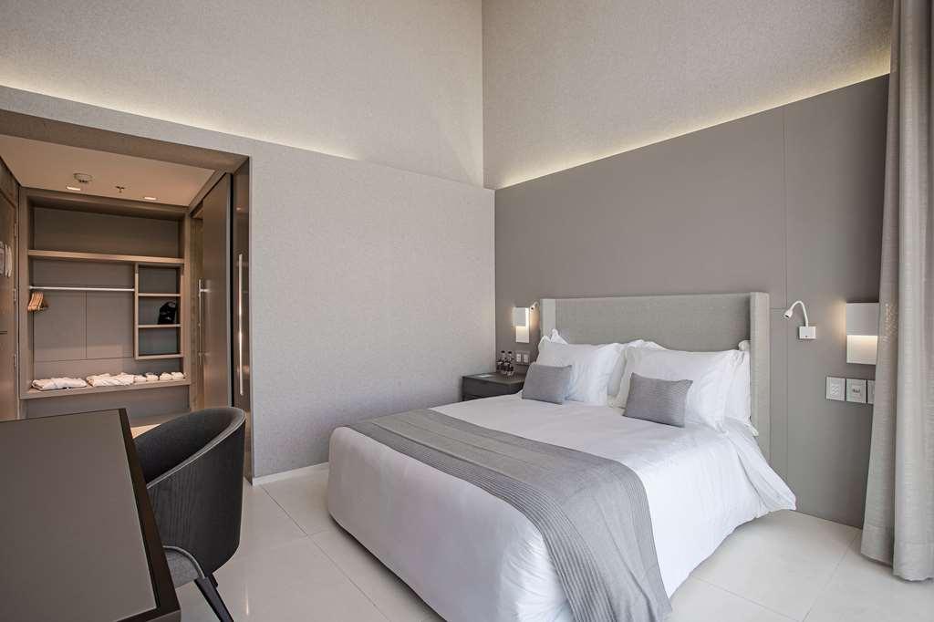 Suryaa Hotel Pinhais, Curio Collection By Hilton Стая снимка